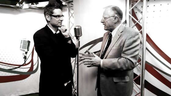 44. Erwin Lutzer – How to respond to an Atheist - Does God Exist?, Truth Seekers - Christianity Still Makes Sense