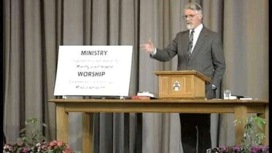 Charismatics and Evangelicals Part 5 – Ministry and Worship - Sermons & Teaching - David Pawson - Official