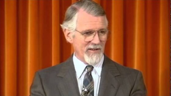 Unlocking the Old Testament Part 44 – Ezekiel 3 - Bible Study, Movies & TV - David Pawson - Official