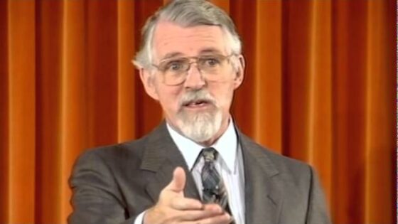 Unlocking the Old Testament Part 43 – Ezekiel 2 - Bible Study, Movies & TV - David Pawson - Official