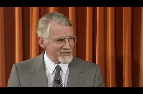 Unlocking the Old Testament Part 41 – Lamentations - Bible Study, Movies & TV - David Pawson - Official
