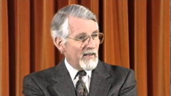 Unlocking the New Testament Part 30 – Letters of John 1 - Bible Study, Movies & TV - David Pawson - Official