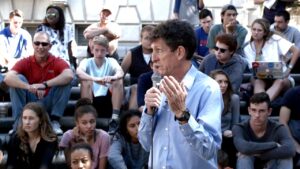 Give Me an Answer – #1917 – Too Much Evil - Q&A Sessions, Truth Seekers - Give Me An Answer with Stuart & Cliffe Knechtle