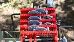 Testing Lego gear systems for hoisting - Kids (6-9), Kingdom Kids Zone - Brick Experiment Channel