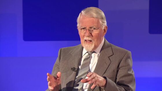 The Key Steps to Becoming a Christian part 3. Believe – Ongoing Faith - Sermons & Teaching - David Pawson - Official