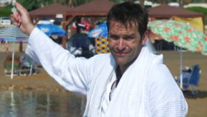 What's The Story Behind The Dead Sea? - Kids (6-9), Kingdom Kids Zone - Drive Thru History with Dave Stotts