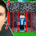 MY BEST FRIEND LOCKED ME OUT OF MY OWN HOUSE! - Gameplay, Kingdom Kids Zone, Minecraft - EYstreem