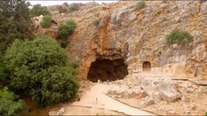 Peter's Bold Confession at Caesarea Philippi - Documentaries, Movies & TV - Appian Media