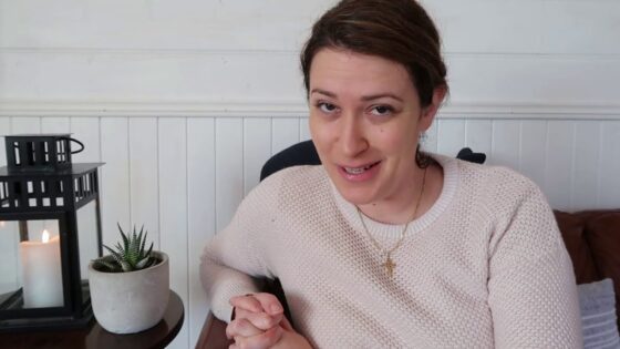 Witch Repents and Turns to Jesus - Salvation / Converts, Testimonies, Witchcraft / NewAge - Louisa Watt