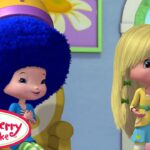 Lemon's new Hair Machine! 🍓Berry Bitty Adventures 🍓Strawberry Shortcake 🍓 Cartoons for Kids - Kids TV Series, Kingdom Kids Zone - Strawberry Shortcake - WildBrain