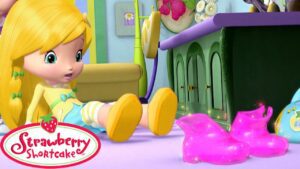 Strawberry Shortcake 🍓 The Berry Bitty Dance Disaster! 🍓 Berry Bitty Adventures - Kids TV Series, Kingdom Kids Zone - Strawberry Shortcake - WildBrain