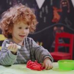 CURIOUS CRAFTING – Tissue Paper Crab – Full Episode - Kingdom Kids Zone, Little Learners - TVOkids Preschool