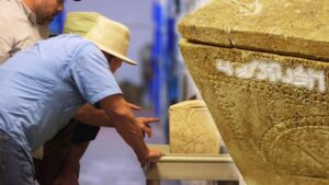 INCREDIBLE Christian Connection to Jewish Ossuaries - Documentaries, Movies & TV - Appian Media