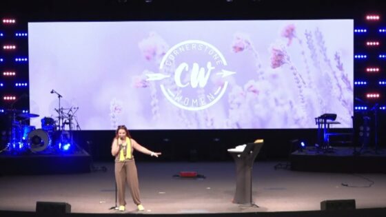 Sometimes God Rescues Us One Text At A Time | Kerri Pomarolli | Miracle Moments - Body Healing, Testimonies - Kerri Pomarolli