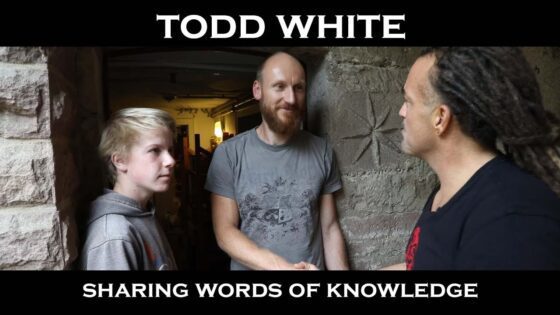 Todd White - Sharing Words of Knowledge ‣ Witness21