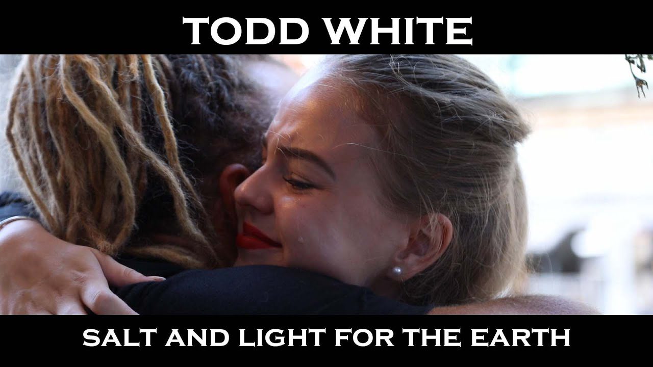 Todd White - Salt & Light for this Earth (Restaurant Testimonies) ‣ Witness21