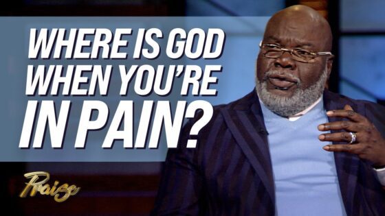 T.D. Jakes: God is Present When You're in Pain | Praise on TBN ‣ Witness21