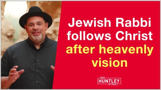 Jewish Rabbi follows Christ after vision of heavenly throne ‣ Witness21