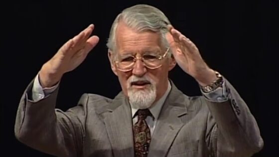 The Book of Revelation (2002) – Part 6 – David Pawson - Sermons & Teaching - David Pawson - Official