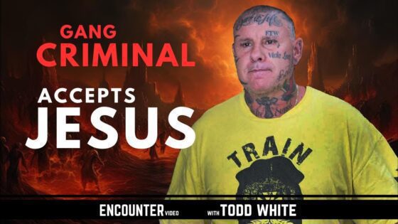 Gang Criminal Accepts Jesus - Todd White ‣ Witness21