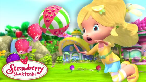 Berry Big Ball Game 🏈 Strawberry Shortcake Football Compilation ⚽ Best Moments - Kids TV Series, Kingdom Kids Zone - Strawberry Shortcake - WildBrain