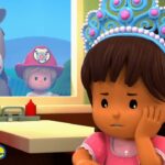 Is Mia the Alien Queen?? | Preschool Learning | Little People – Fisher Price - Kids TV Series, Kingdom Kids Zone - Little People - Fisher Price