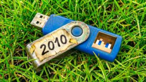 I Found my Minecraft USB from 16 years ago… - Gameplay, Kingdom Kids Zone, Minecraft - EYstreem