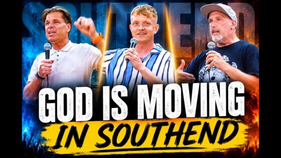 🔥 GOD IS MOVING IN SOUTHEND | 3 MEN SAVED BY THE GRACE OF GOD | Powerful Christian Testimonies🔥 - Multi-Testimony Video, Testimonies - Awaken Revival